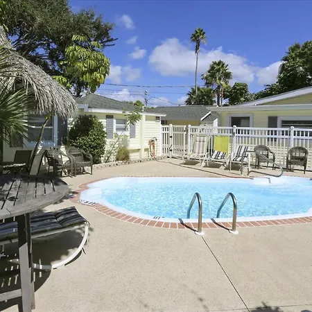 The Cottages At Madeira Beach